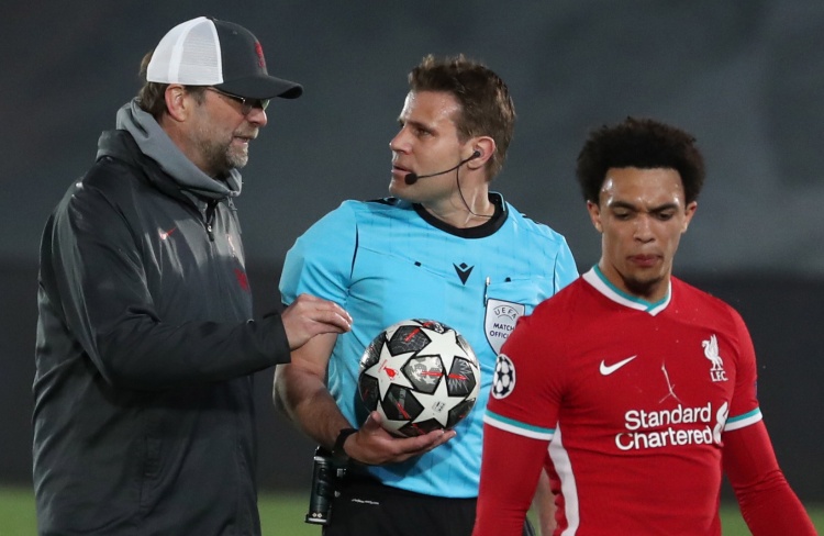 都体：尤文对洛博特卡感兴趣，但他更愿意接受来自国外的报价